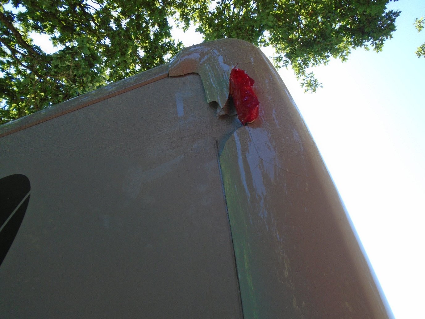Cracked rear corner pillar on a motorhome